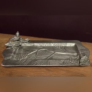 Silver Cardinal Armetale/Metal Decorative Tray